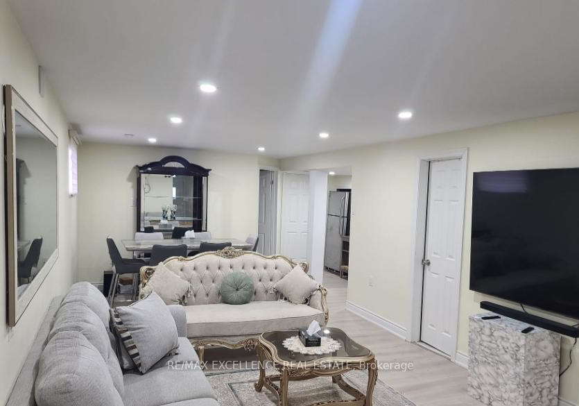 156-voltarie-crescent-mississauga-ontario-w13515100