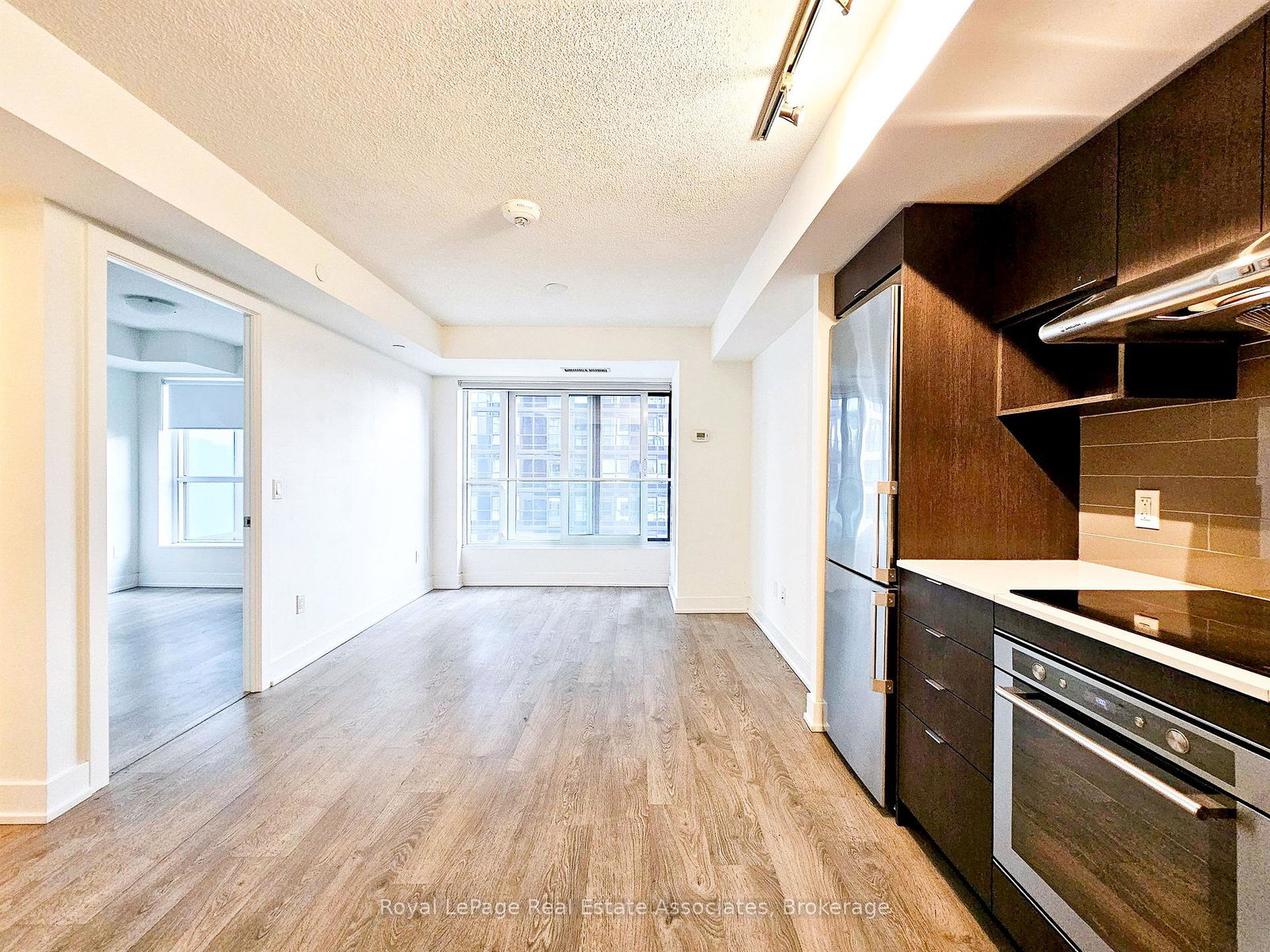 7-mabelle-avenue-toronto-etobicoke-ontario-w13515190