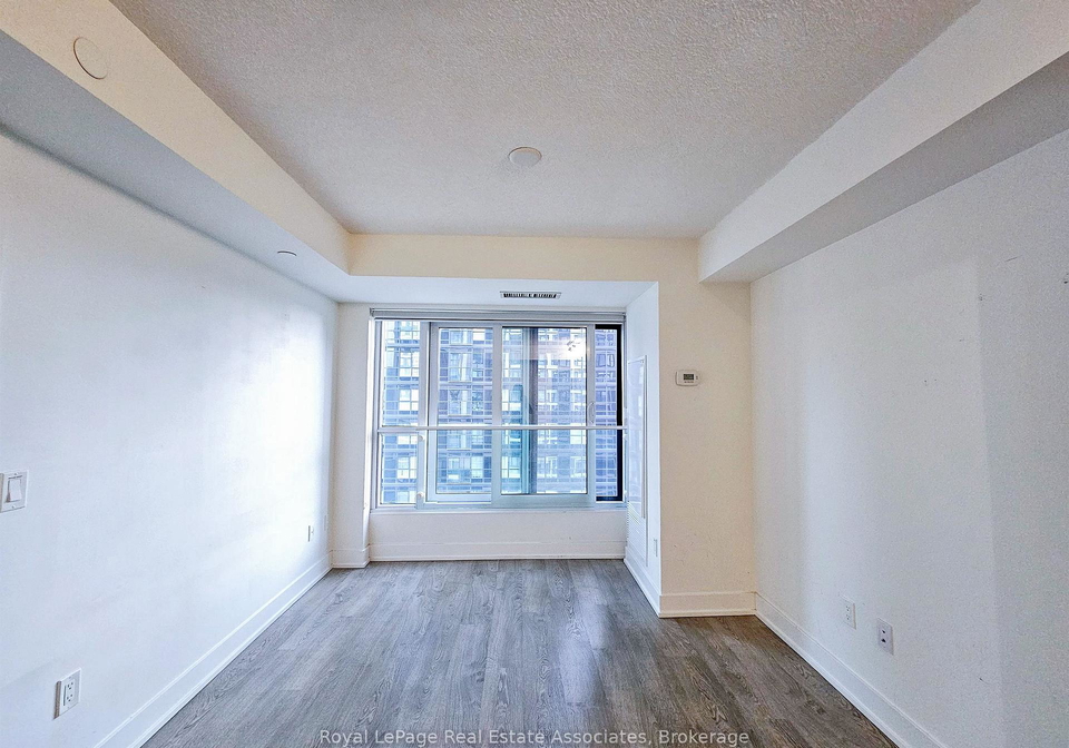 7-mabelle-avenue-toronto-etobicoke-ontario-w13515190