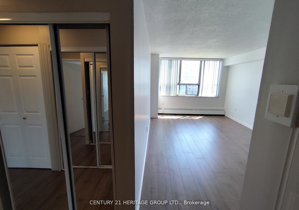100-lotherton-pathway-toronto-north-york-ontario-w13515264