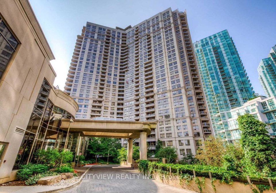 3888-duke-of-york-boulevard-mississauga-ontario-w13515280