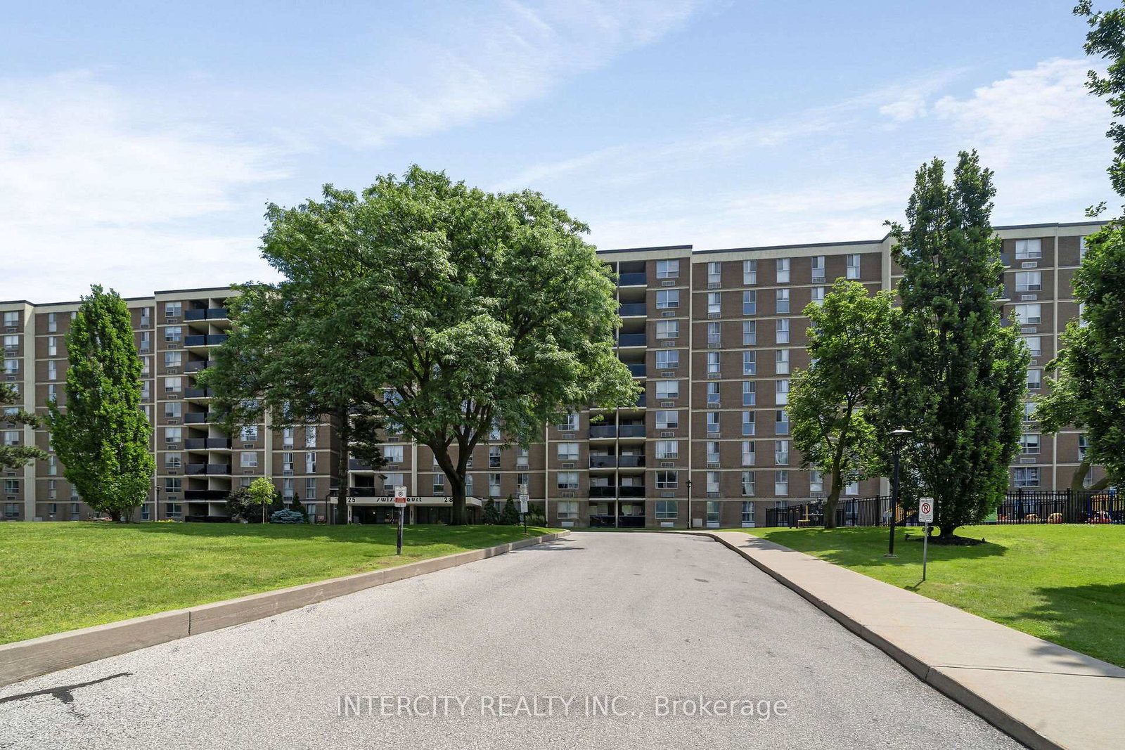 2825-islington-avenue-toronto-york-ontario-w13515374