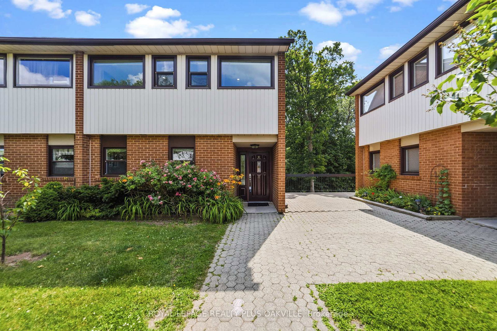 530-falgarwood-drive-oakville-ontario-w13515748