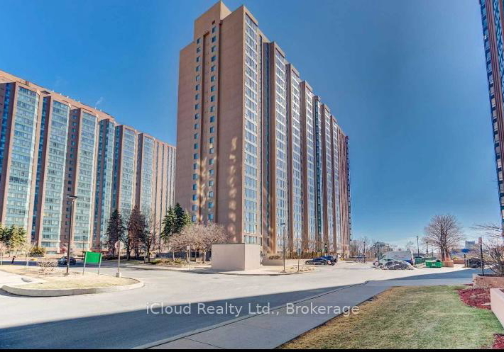 145-hillcrest-avenue-mississauga-ontario-w13515762