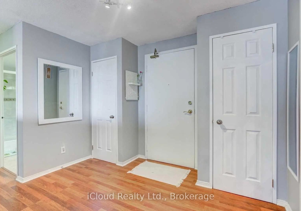 145-hillcrest-avenue-mississauga-ontario-w13515762
