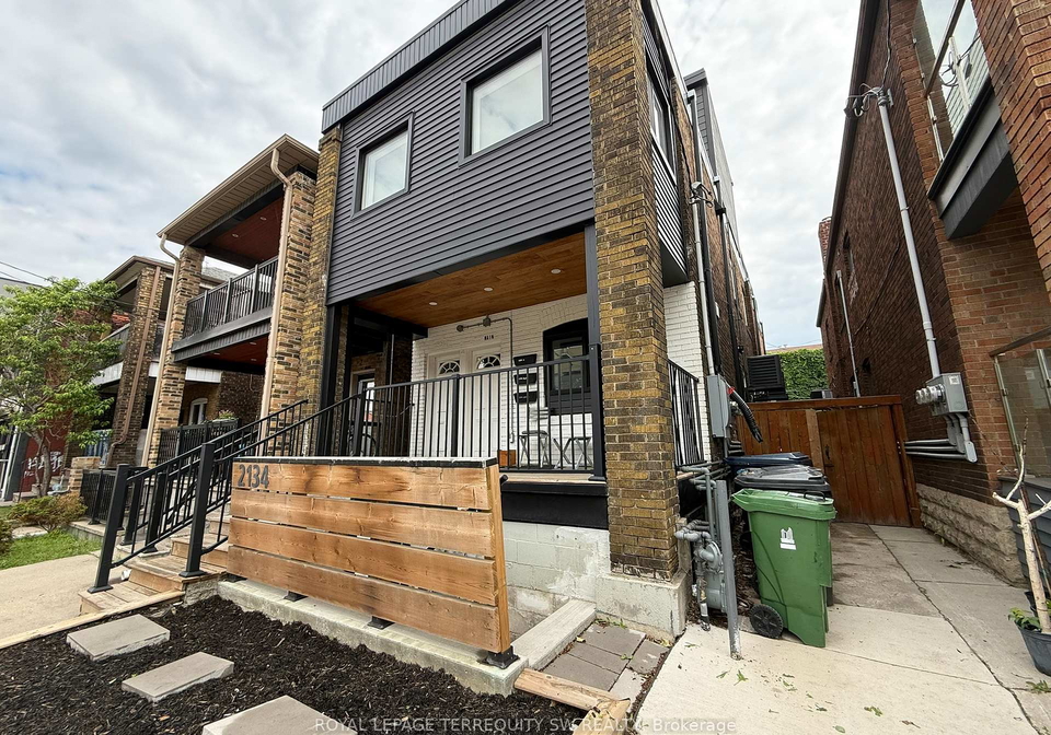 2134-dundas-street-w-toronto-toronto-ontario-w13515816