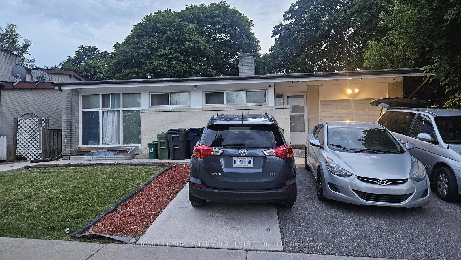 4-masseygrove-crescent-n-toronto-etobicoke-ontario-w13515954