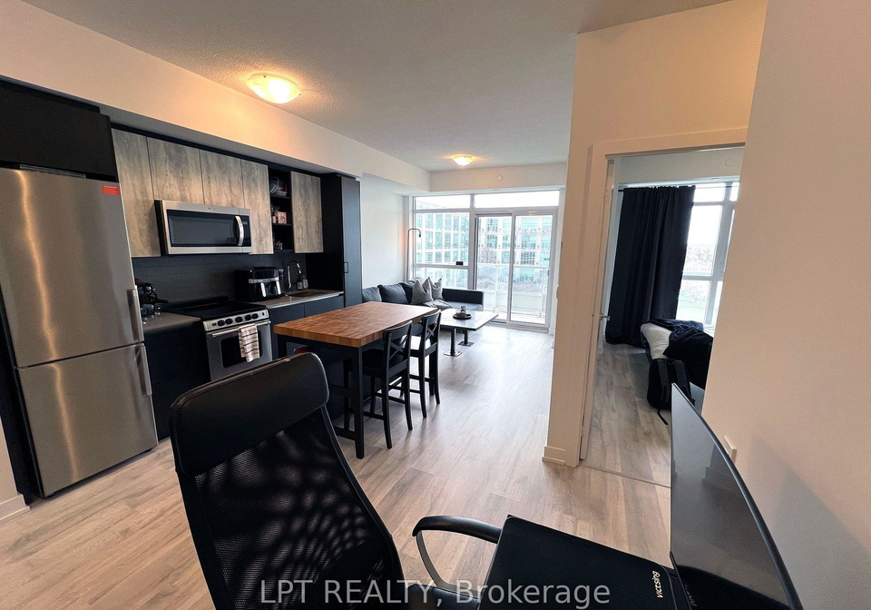 251-manitoba-street-toronto-etobicoke-ontario-w13515964