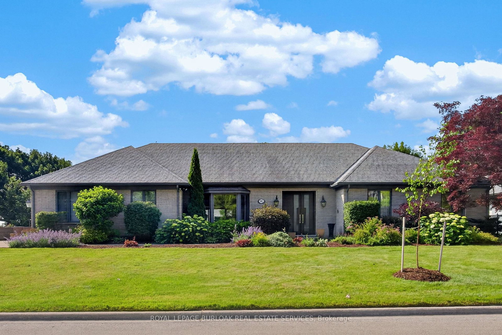 90-oaklands-park-court-burlington-ontario-w13516122