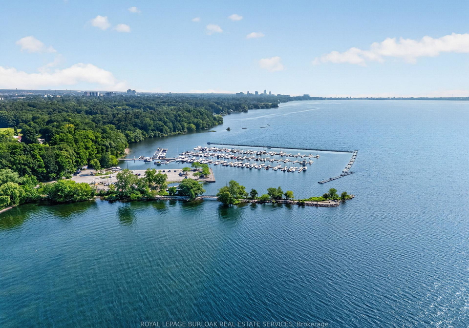 90-oaklands-park-court-burlington-ontario-w13516122