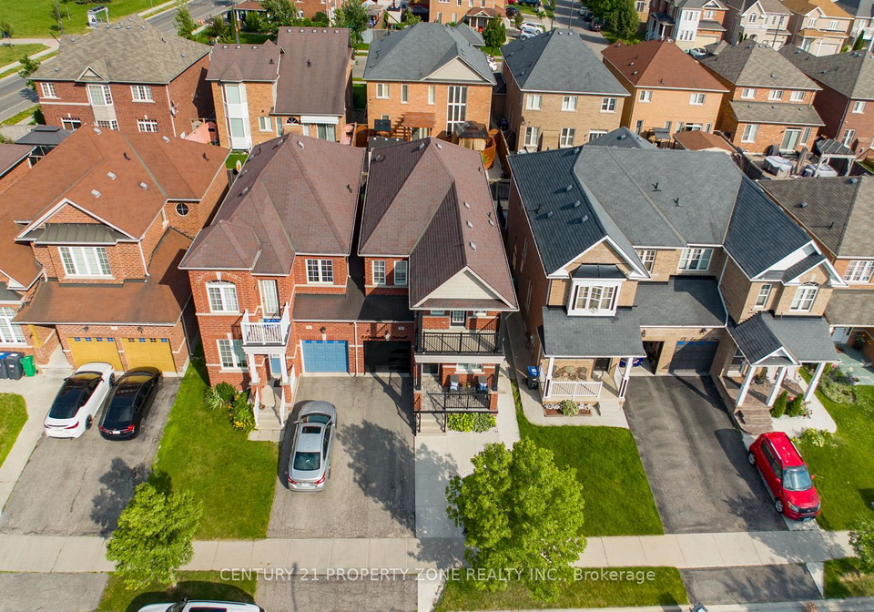 8-amaranth-crescent-brampton-ontario-w13516194