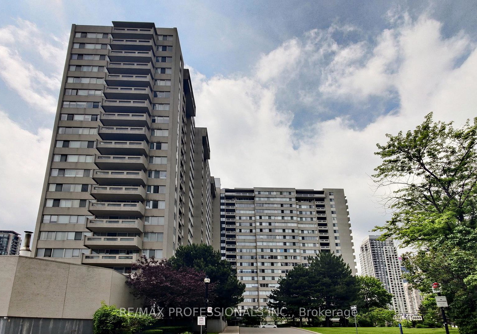 3590-kaneff-crescent-mississauga-ontario-w13516290