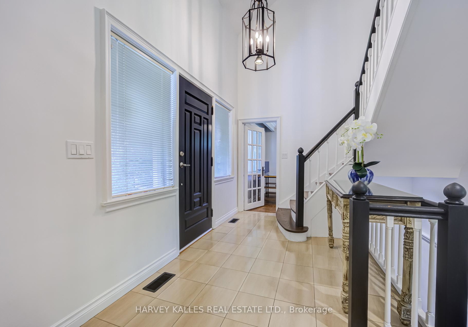19-ridgegate-crescent-toronto-etobicoke-ontario-w13516426