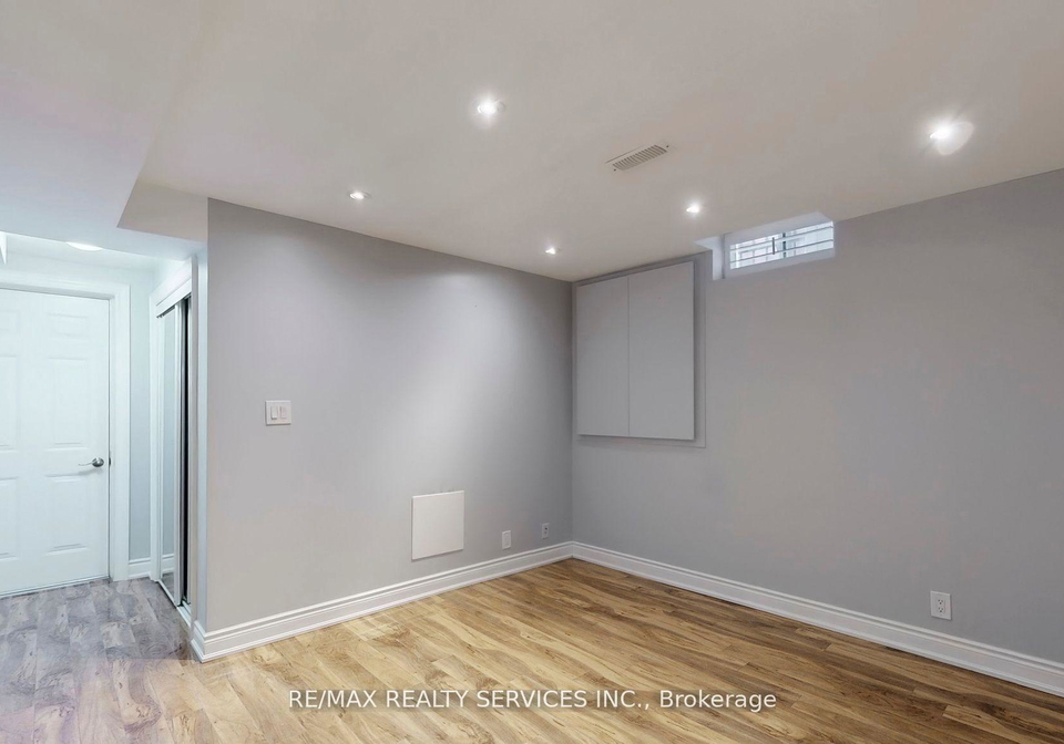 3822-mcdowell-drive-mississauga-ontario-w13516522