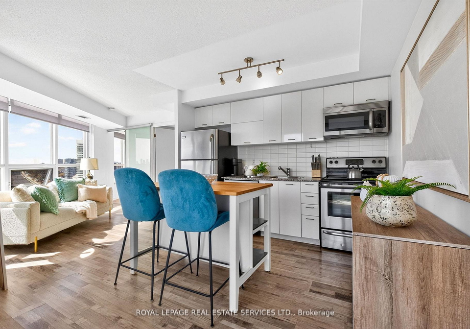 38-joe-shuster-way-toronto-toronto-ontario-w13516618
