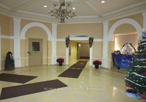 220-forum-drive-mississauga-ontario-w13516698