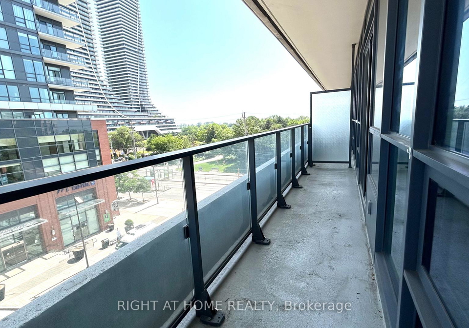 2212-lake-shore-boulevard-w-toronto-etobicoke-ontario-w13516700