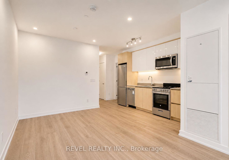 3100-keele-street-toronto-york-ontario-w13516782