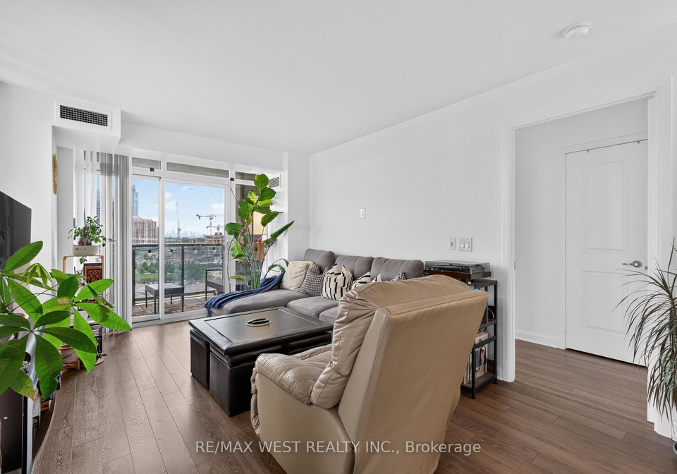 1-michael-power-place-toronto-etobicoke-ontario-w13516840