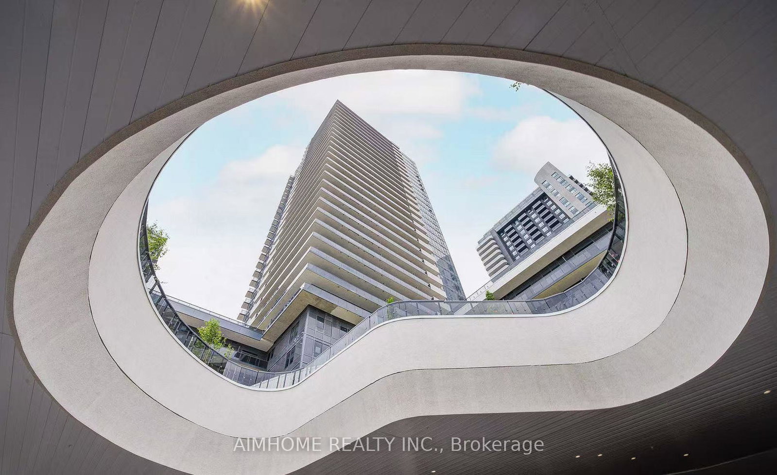 5105-hurontario-street-mississauga-ontario-w13516846