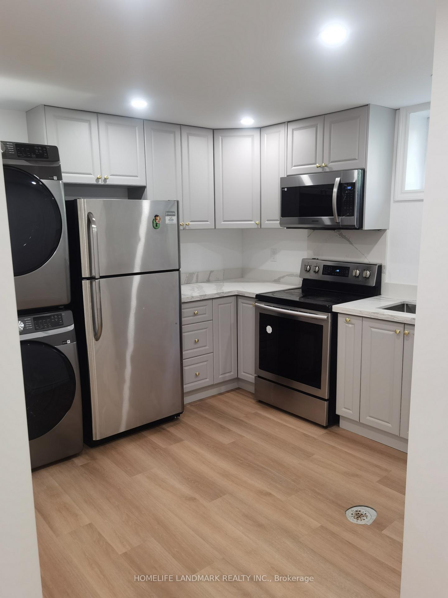 192-floradale-drive-mississauga-ontario-w13516876