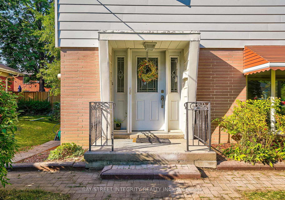 63-rossburn-drive-toronto-etobicoke-ontario-w13516898