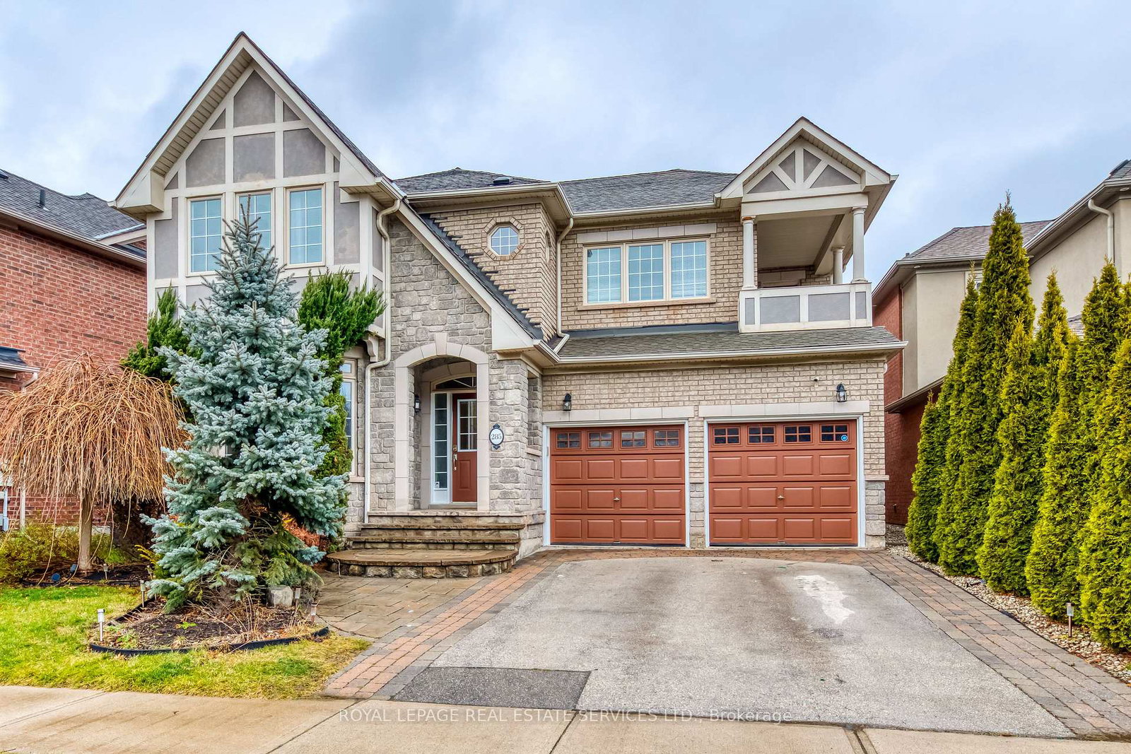 285-great-lakes-boulevard-oakville-ontario-w13516930