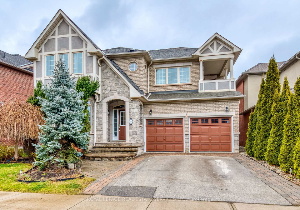 285-great-lakes-boulevard-oakville-ontario-w13516930