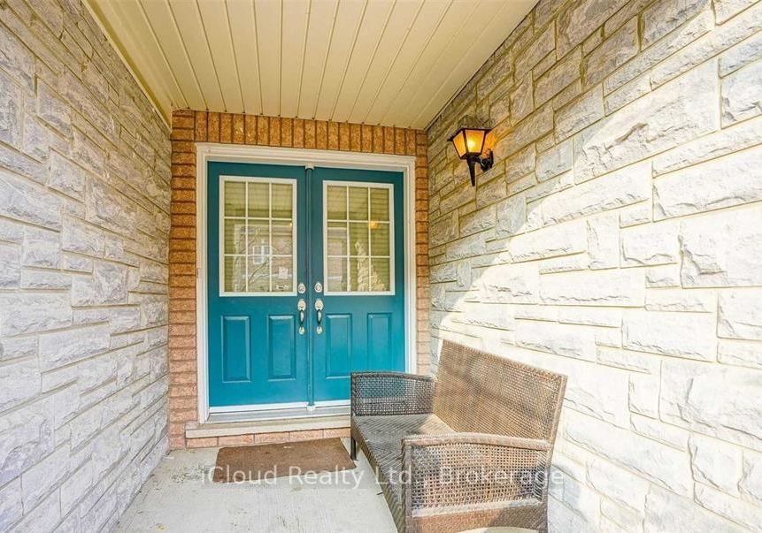 559-candlestick-circle-mississauga-ontario-w13517002