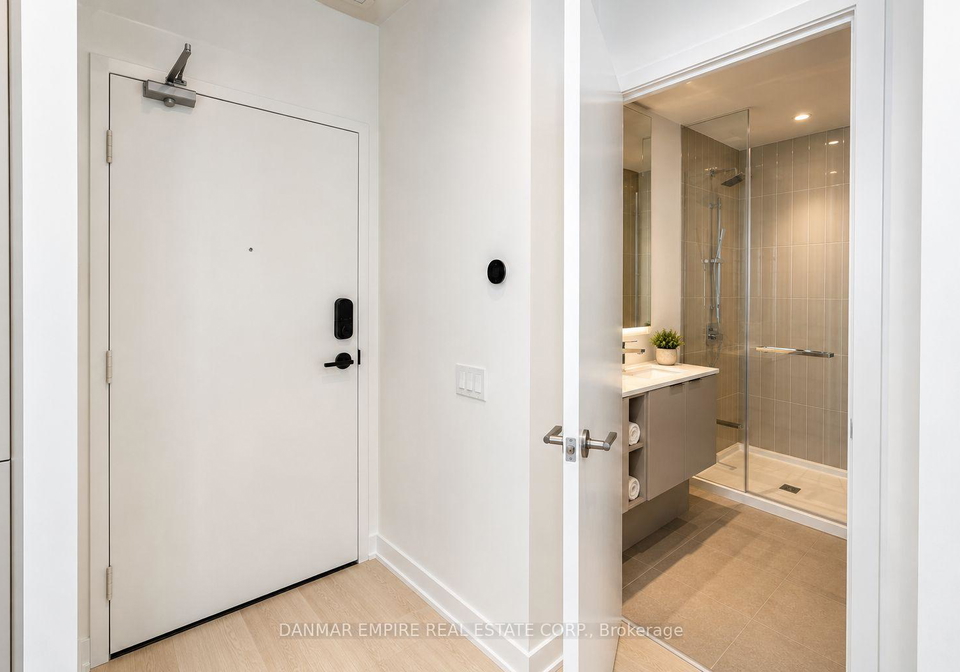 3900-confederation-parkway-mississauga-ontario-w13517048