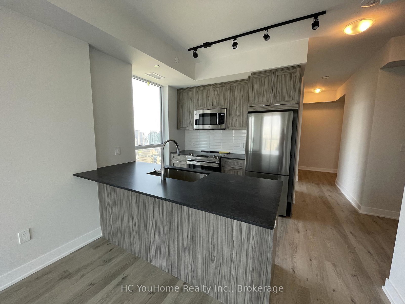 430-square-one-drive-mississauga-ontario-w13517052