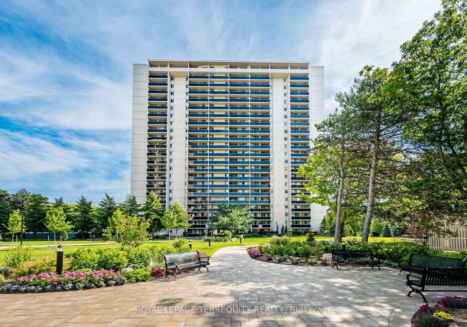 812-burnhamthorpe-road-toronto-etobicoke-ontario-w13517238
