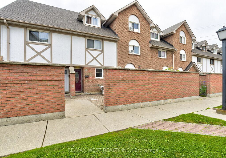 83-irwin-road-toronto-etobicoke-ontario-w13517358