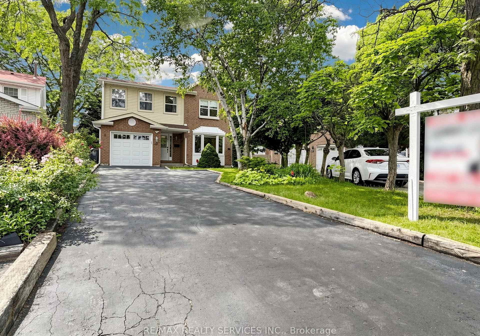 30-mcgillivary-crescent-brampton-ontario-w13517472