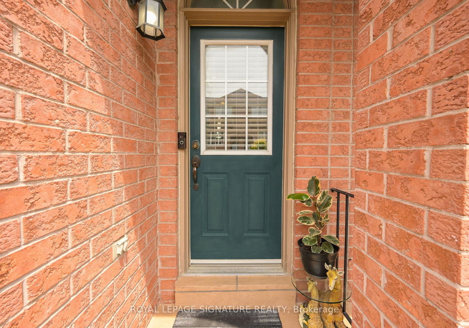 3020-cedarglen-gate-mississauga-ontario-w13517668
