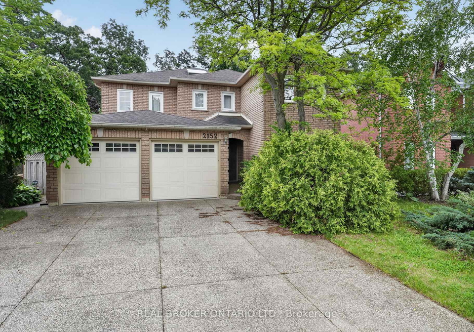 2152-grand-ravine-drive-oakville-ontario-w13517888