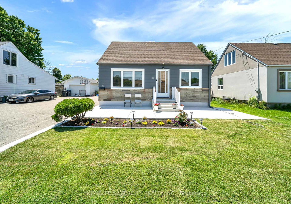19-pleasantview-avenue-brampton-ontario-w13517902