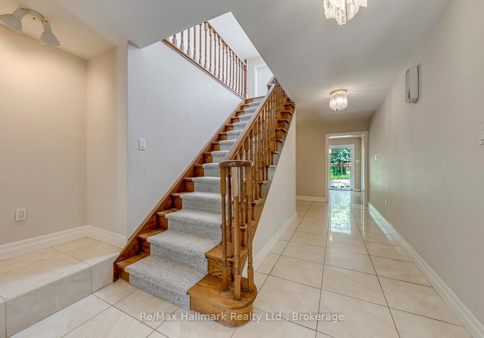 2247-bennington-gate-oakville-ontario-w13517936