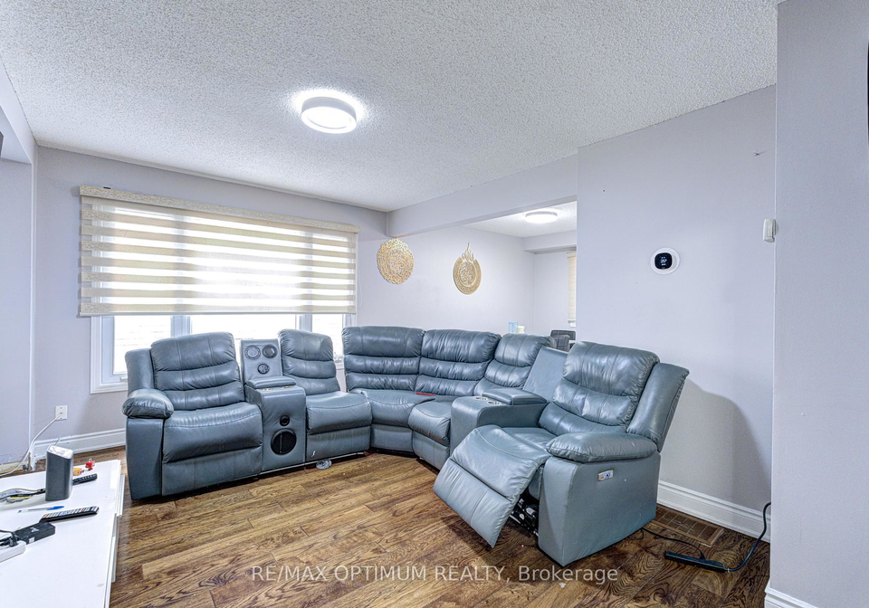 5-roehampton-crescent-brampton-ontario-w13518014