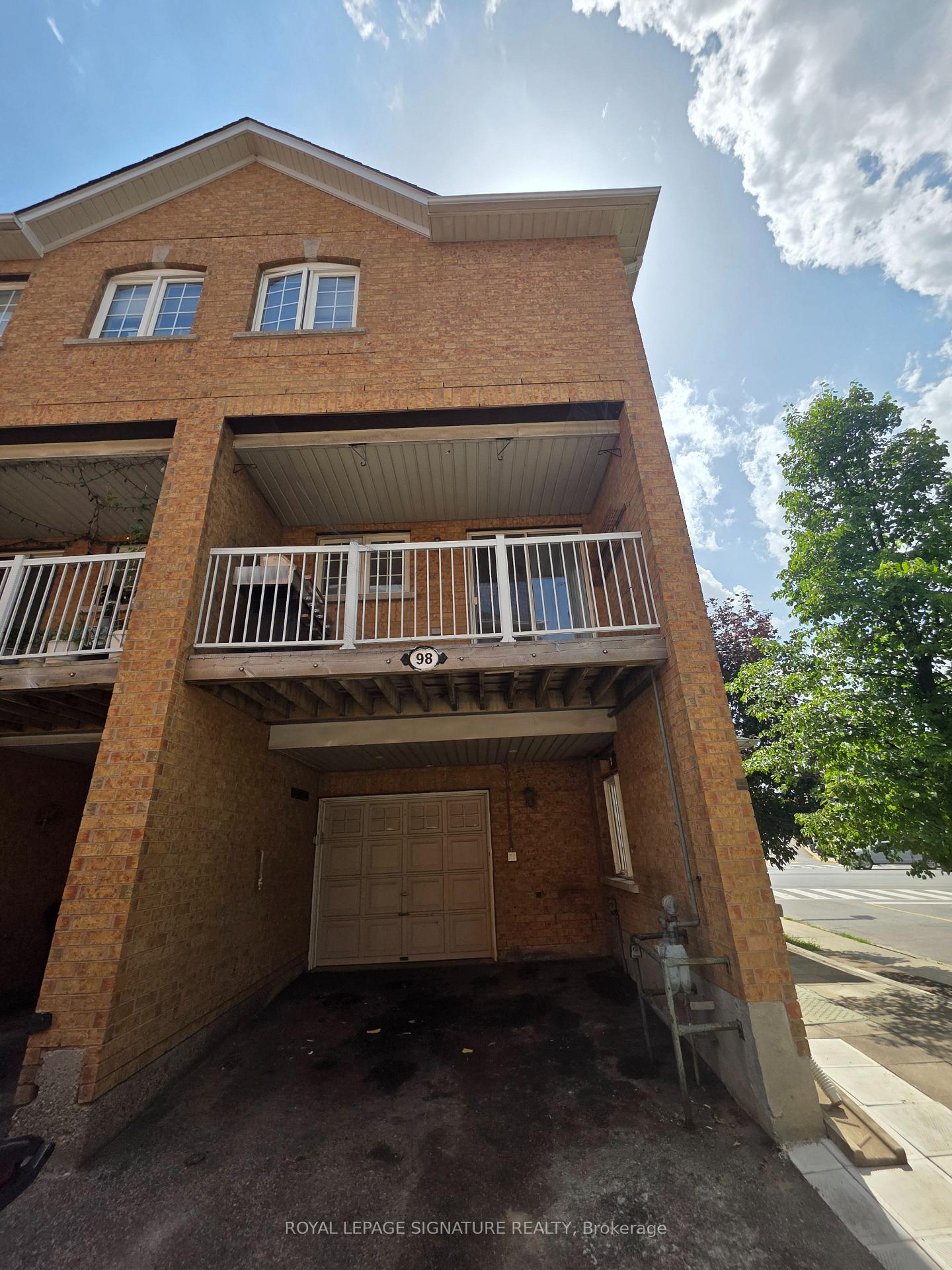 98-birdstone-crescent-toronto-toronto-ontario-w13518062
