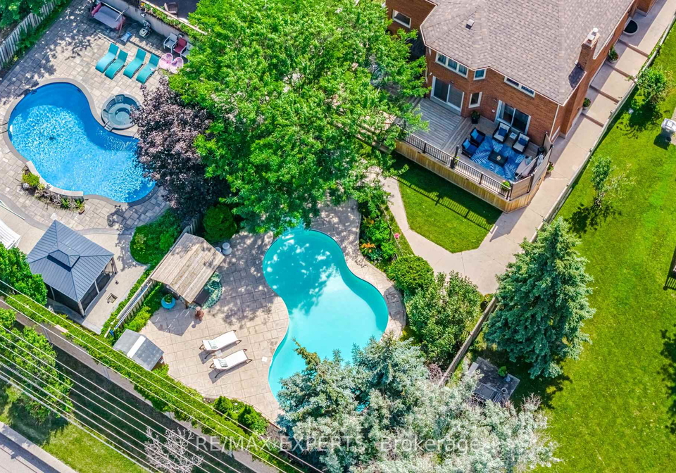 12-kingfisher-court-brampton-ontario-w13518250