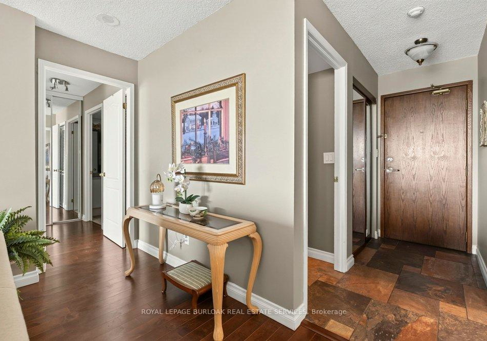 1276-maple-crossing-boulevard-burlington-ontario-w13518382