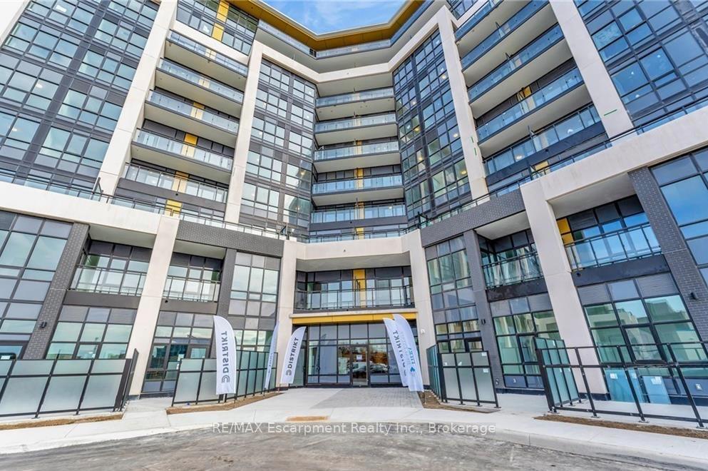 405-dundas-street-w-oakville-ontario-w13518396
