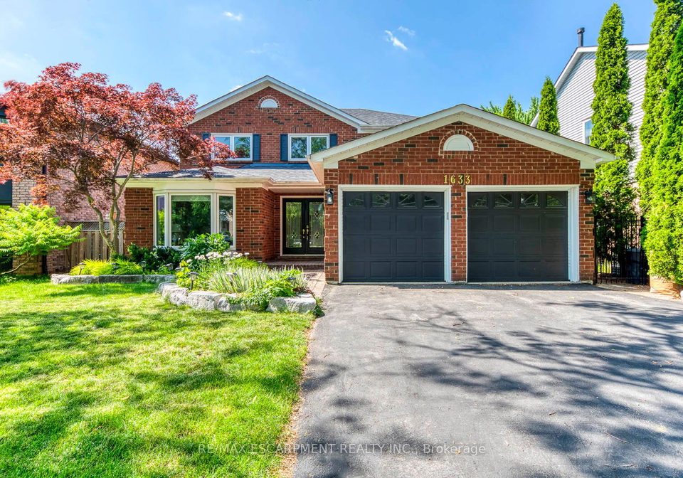 1633-greenbriar-drive-oakville-ontario-w13518550