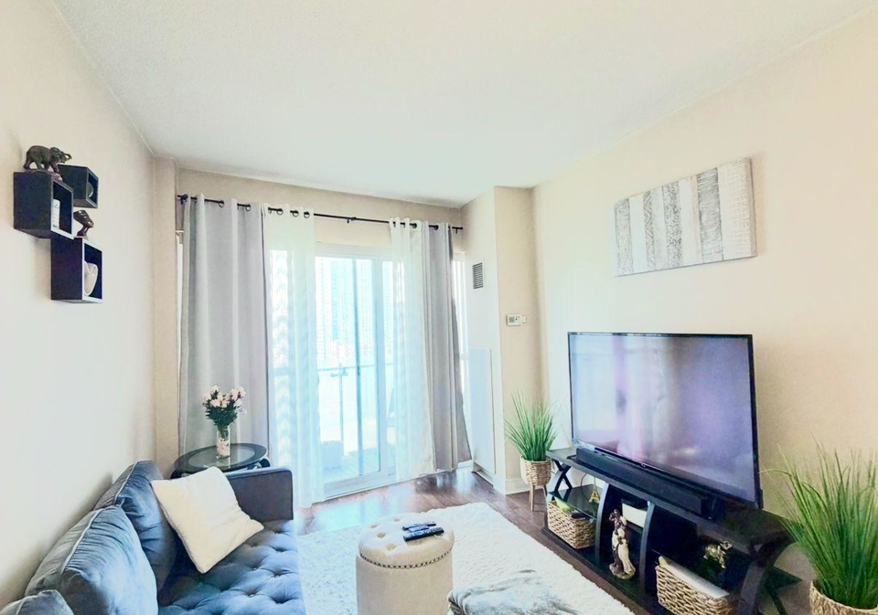 50-absolute-avenue-mississauga-ontario-w13518552
