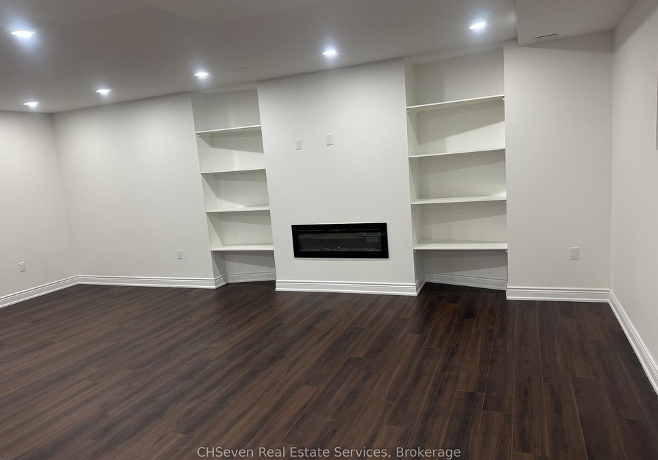 12-canis-street-brampton-ontario-w13518702