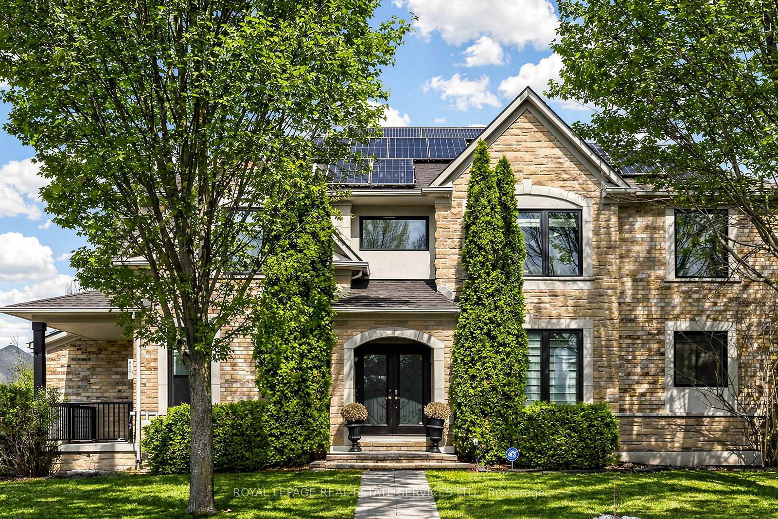 2353-woodcrest-drive-oakville-ontario-w13518708