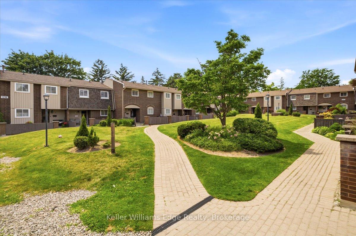 129guelph-line-burlington-ontario-w13518758