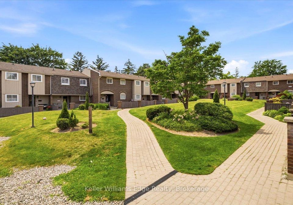 129guelph-line-burlington-ontario-w13518758