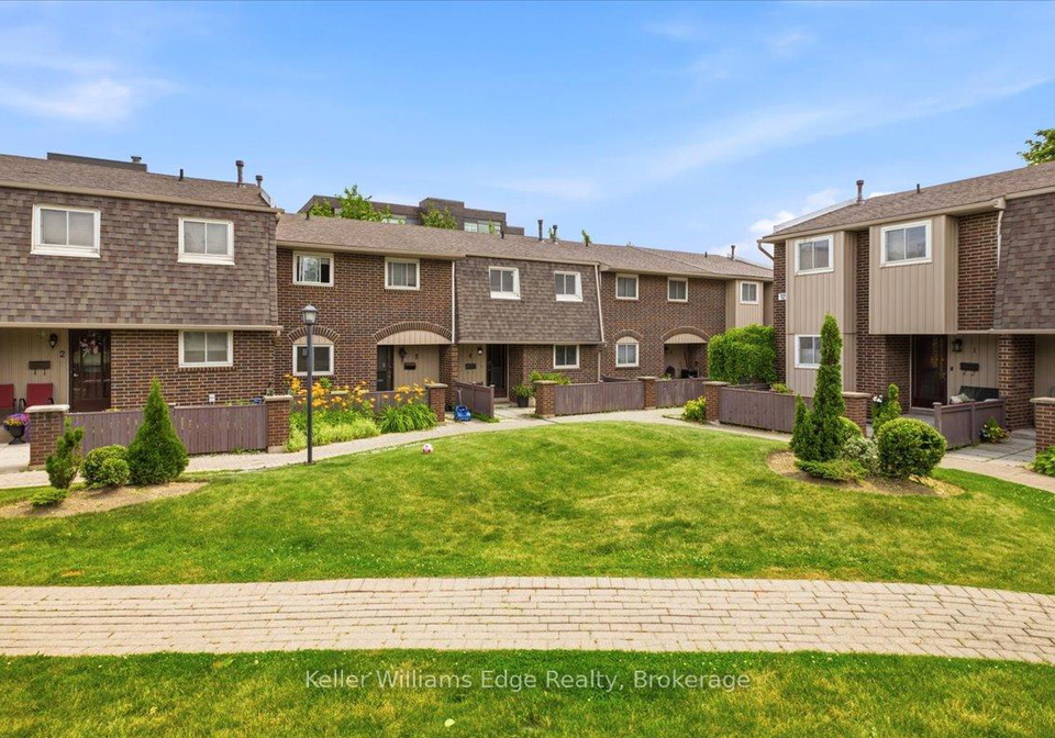129guelph-line-burlington-ontario-w13518758